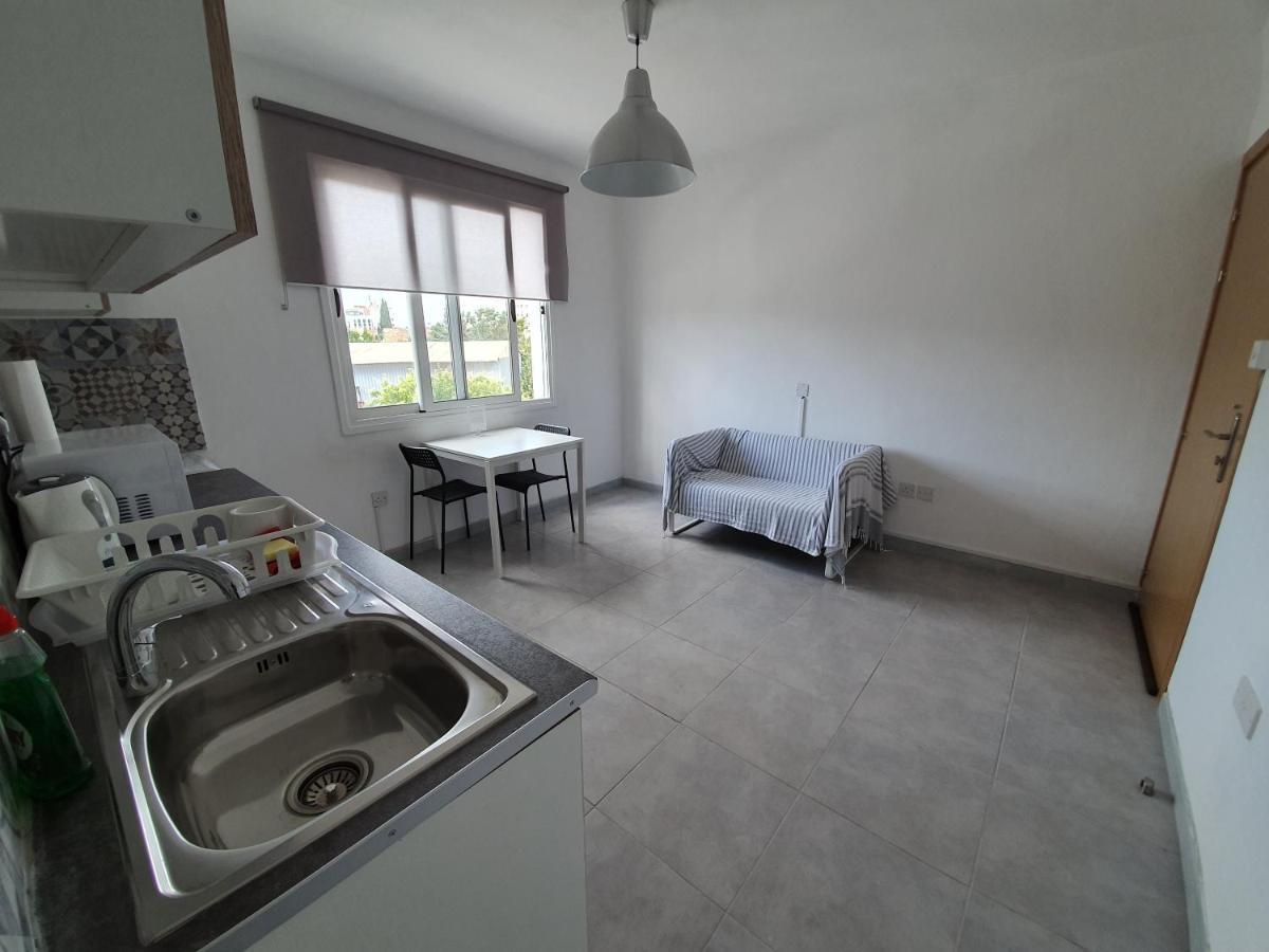 情人节公寓 Paphos 外观 照片
