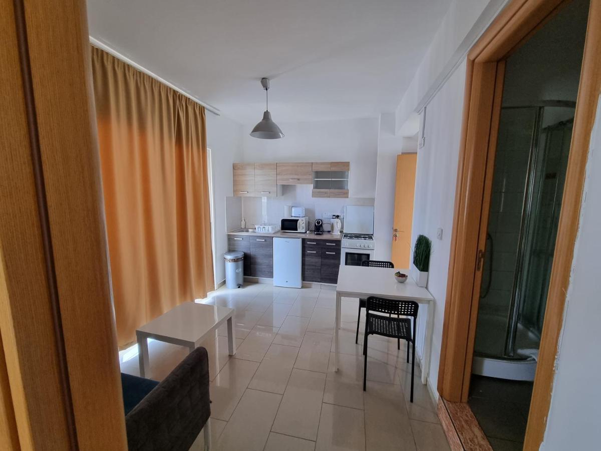 情人节公寓 Paphos 外观 照片