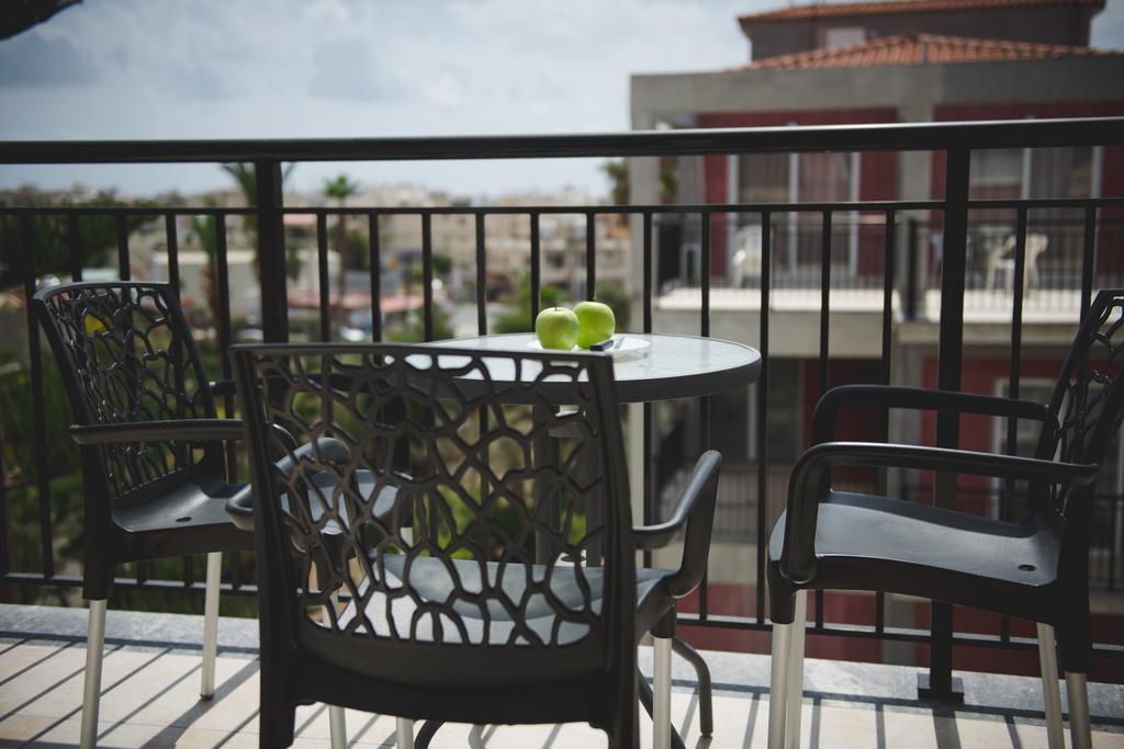 情人节公寓 Paphos 外观 照片