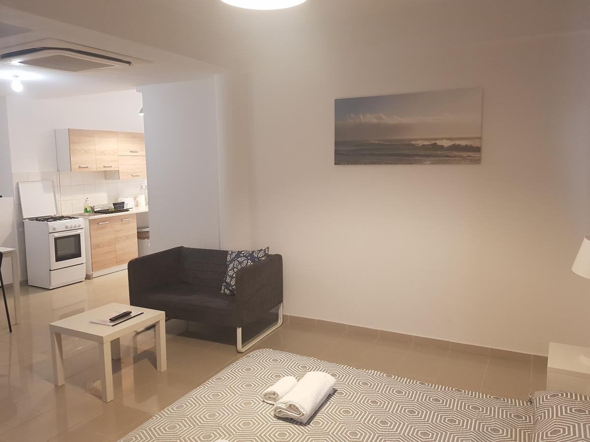 情人节公寓 Paphos 外观 照片