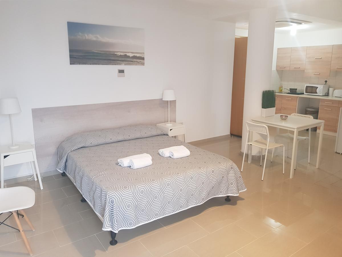 情人节公寓 Paphos 外观 照片