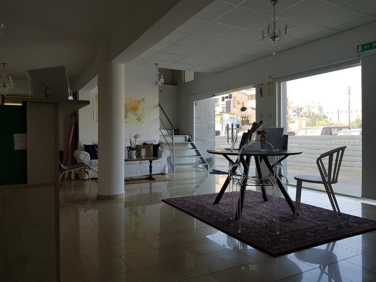 情人节公寓 Paphos 外观 照片