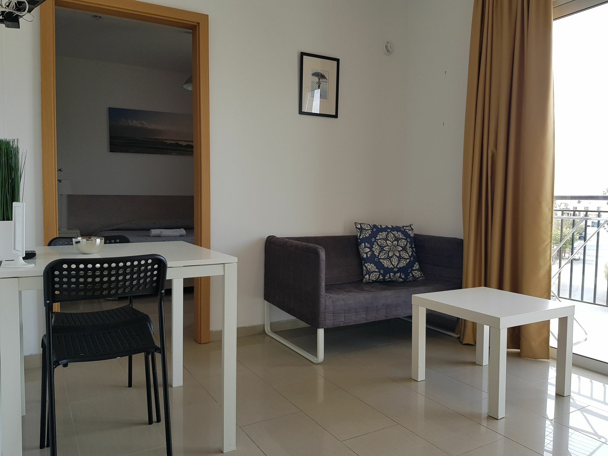 情人节公寓 Paphos 外观 照片
